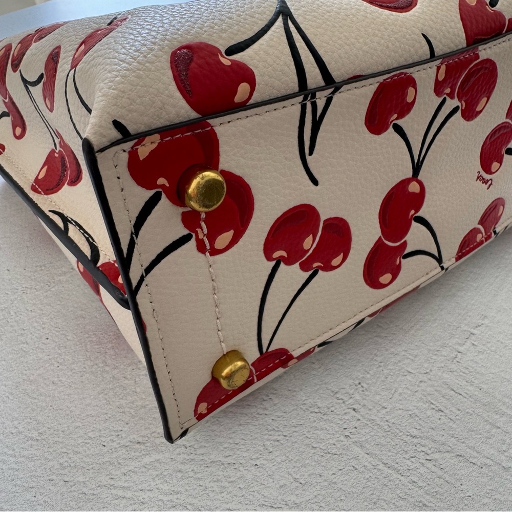 Coach Willow Tote Bag 24 With Cherry Print Crossbody Shoulder Bag - Picture 12 of 12